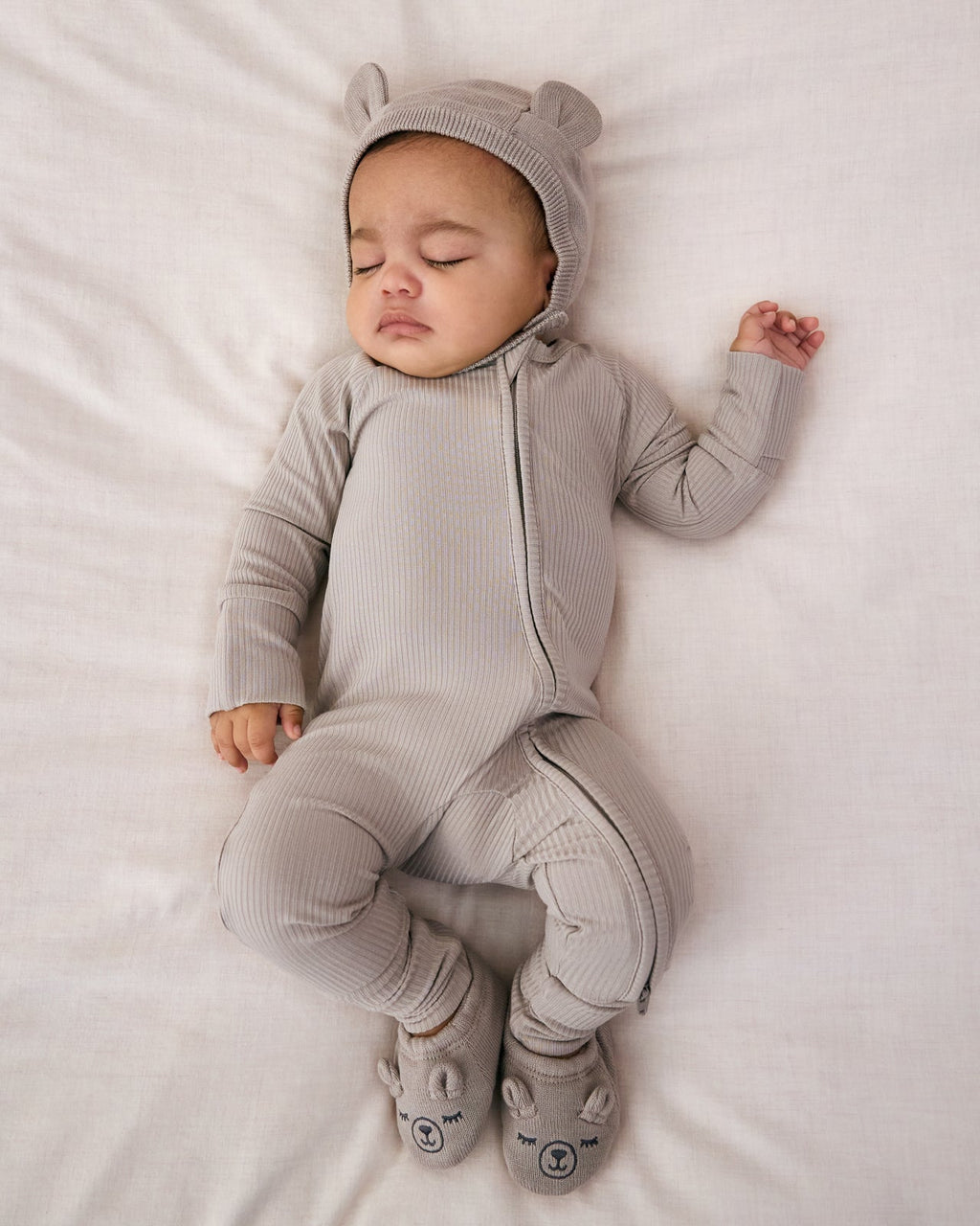 Dove Gray Ribbed Zippy
