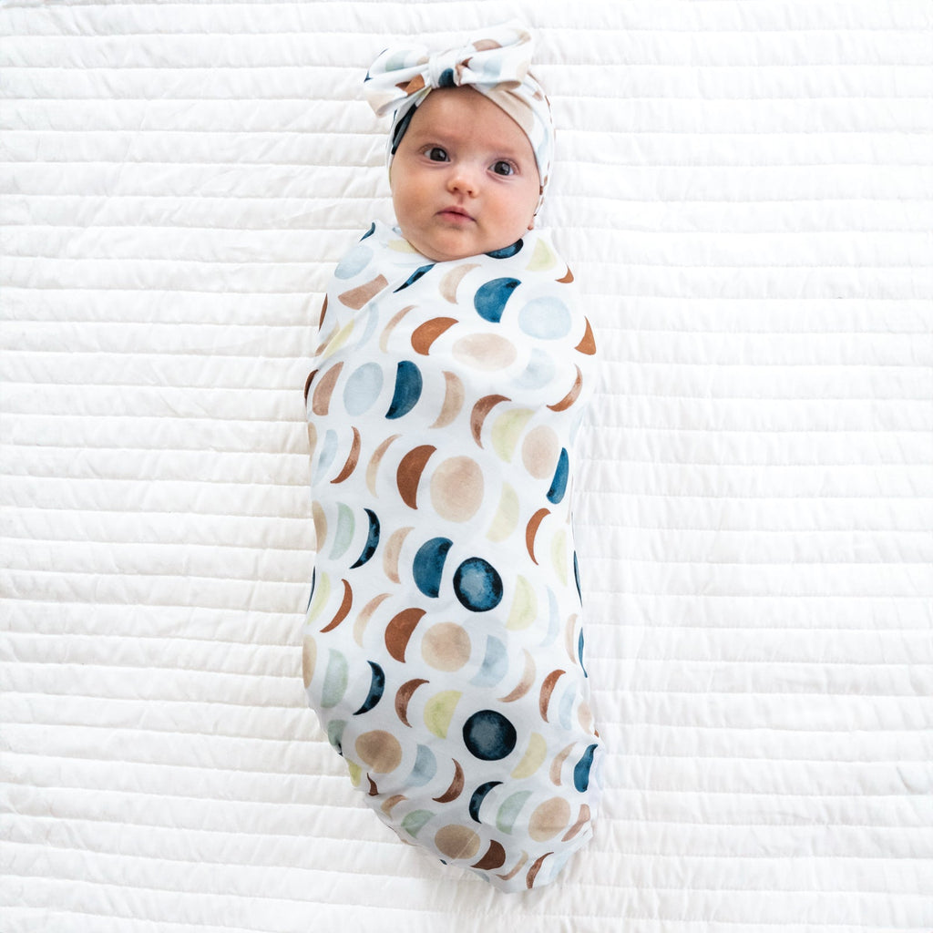 Luna Neutral Swaddle & Luxe Bow Headband Set