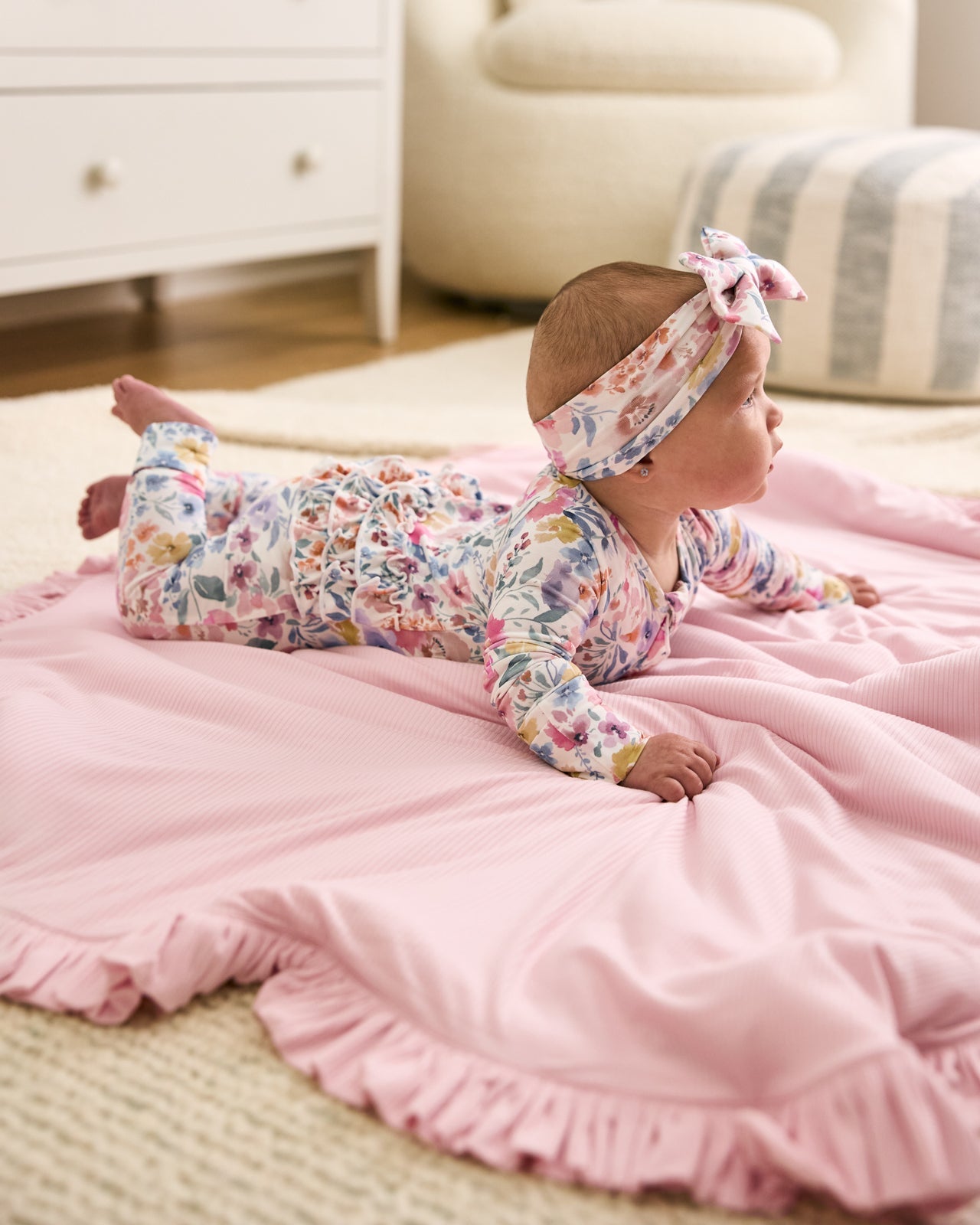Prima Pink Ribbed Ruffle Mini Cloud Blanket®