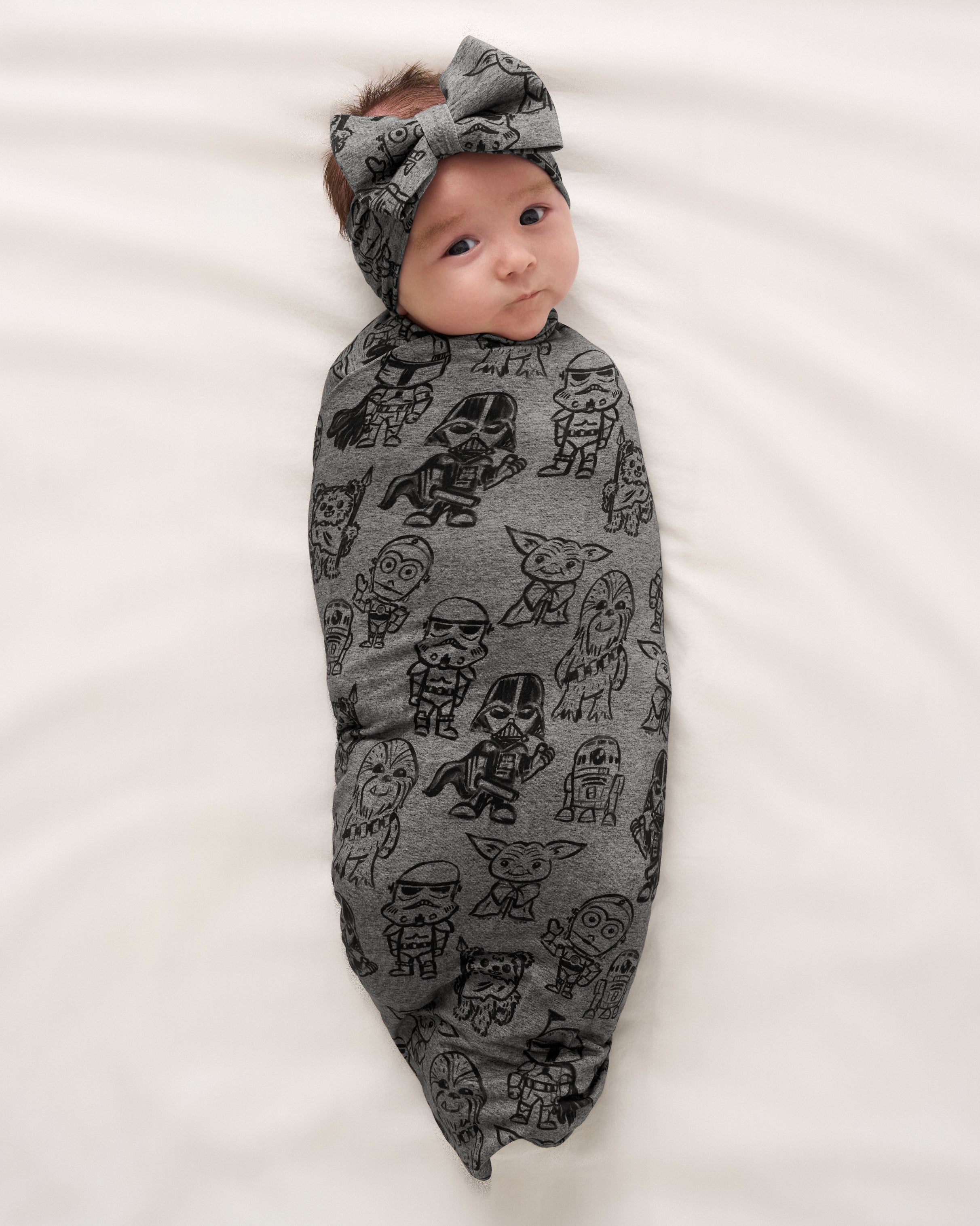 Star Wars Far, Far Away Friends Swaddle & Luxe Bow Headband Set