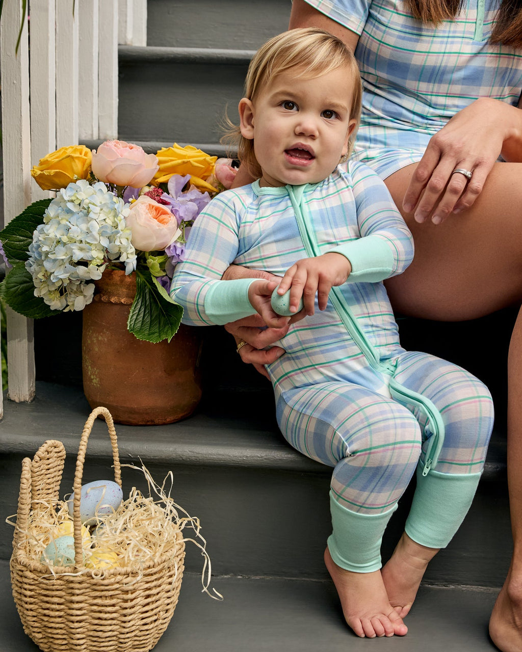 Springtime Plaid Zippy